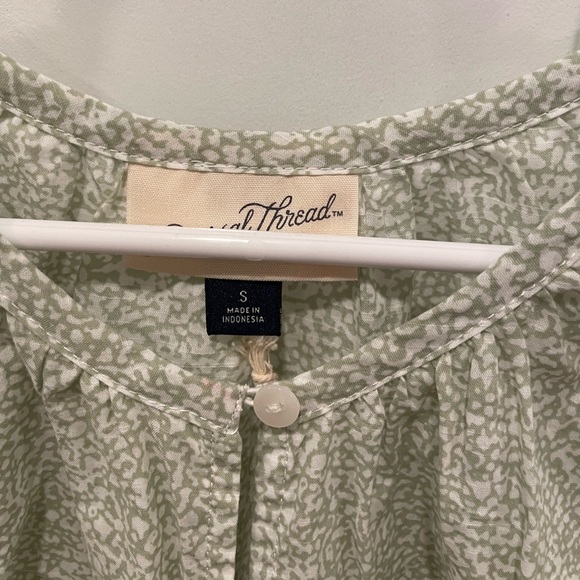 UNIVERSAL THREAD button up blouse - Picture 4 of 9